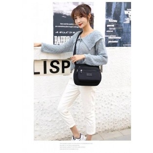 4002 NYLON SLING BAG